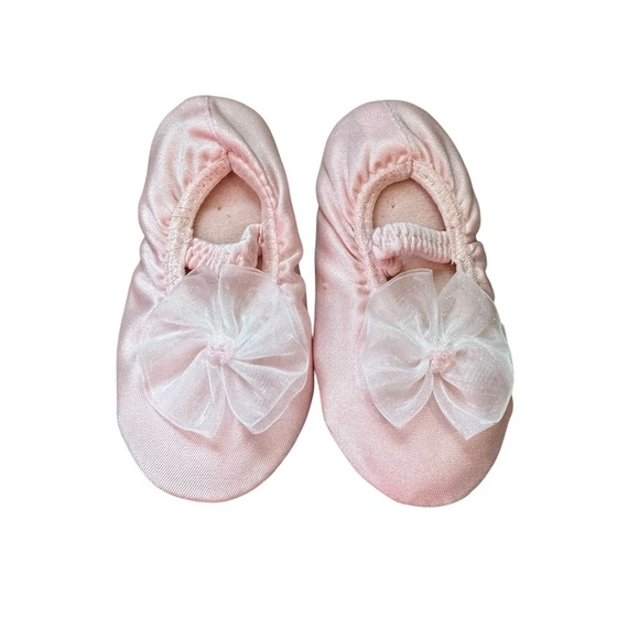 Baby Girl Pink Satin Ballet Flats Bow Detail Soft Sole Crib Shoes size 5 - Picture 1 of 5